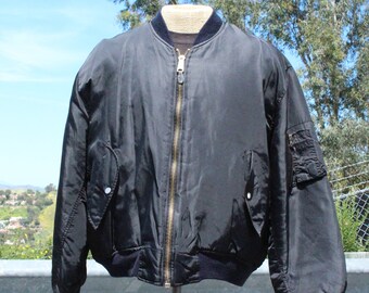 Vintage USAF Black / Orange Bomber Jacket (Vintage / 70s / Air Force)