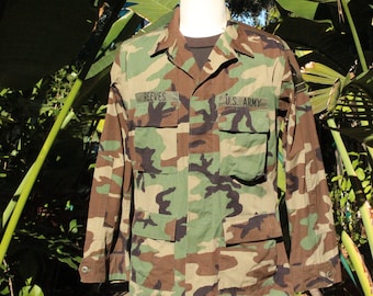 Vintage Green Army Camo Jacket US Army 90s (Vintage / 90s / US Army)