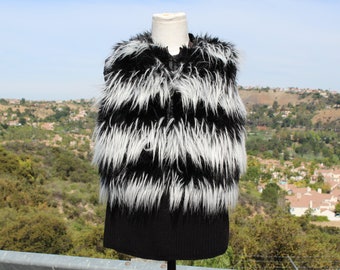 Long Knit Black White Faux Fur Vest (Vintage / 80s)