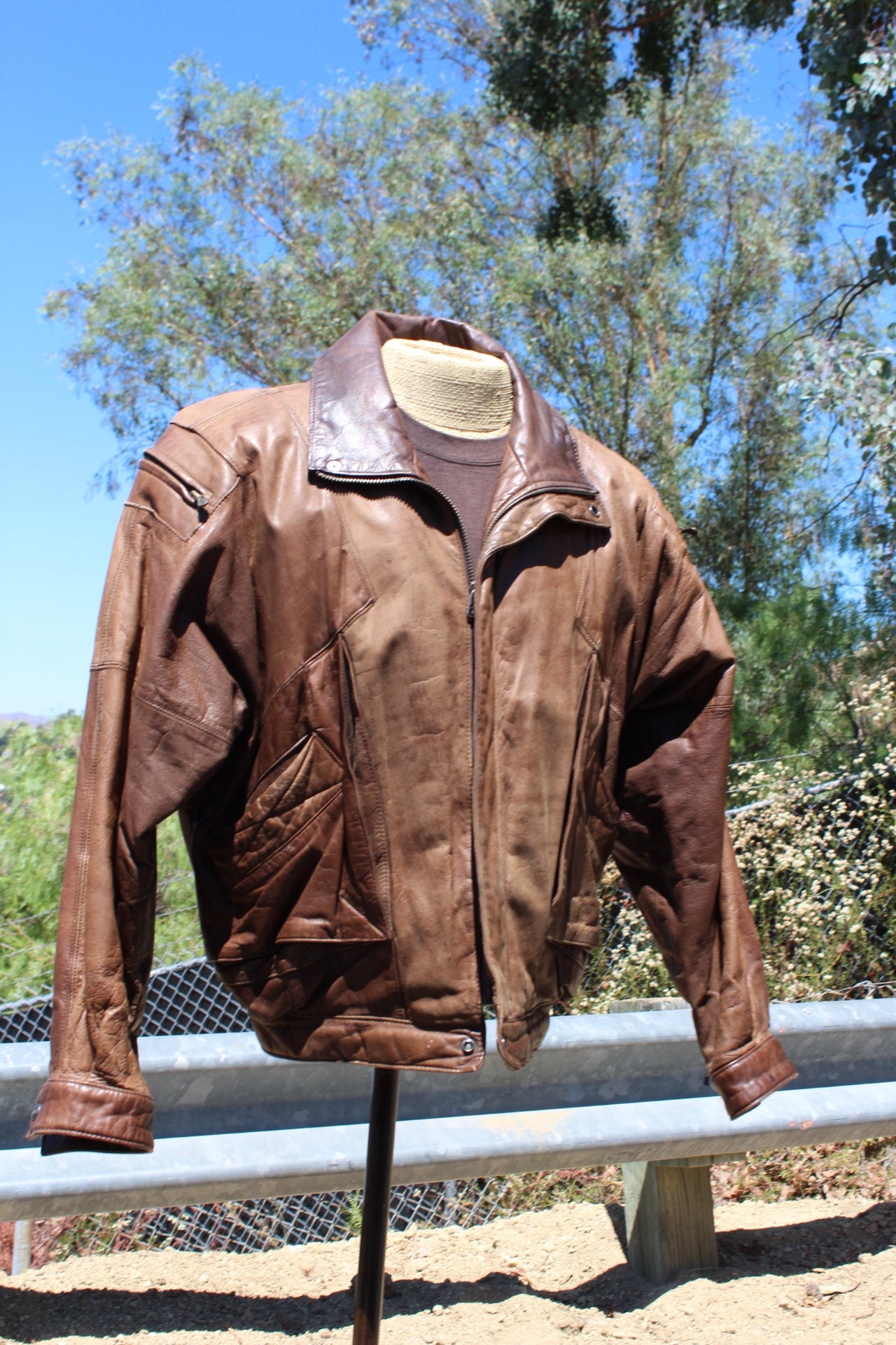 Vintage 80s Brown Leather Bomber Jacket W Zipper Shoulders Large vintage / 80s / Mirage - Etsy Vintage 80s Brown Leather Bomber Jacket W Zipper Shoulders Large vintage / 80s / Mirage - Etsy