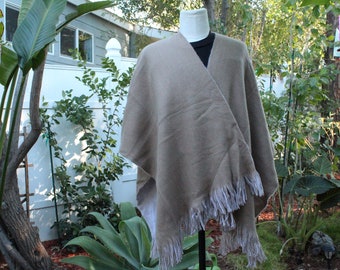 Poncho réversible en acrylique blanc/marron (vintage/années 80)