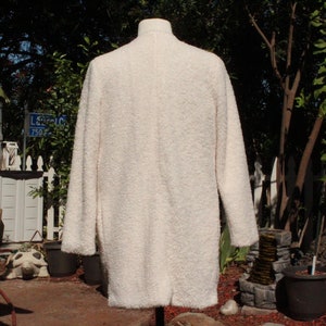 Vintage White Faux Fur Open Coat Vintage / 80s image 5