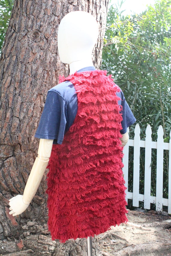 Fluffy Red Long Knit Vest (Vintage / 70s) - image 4