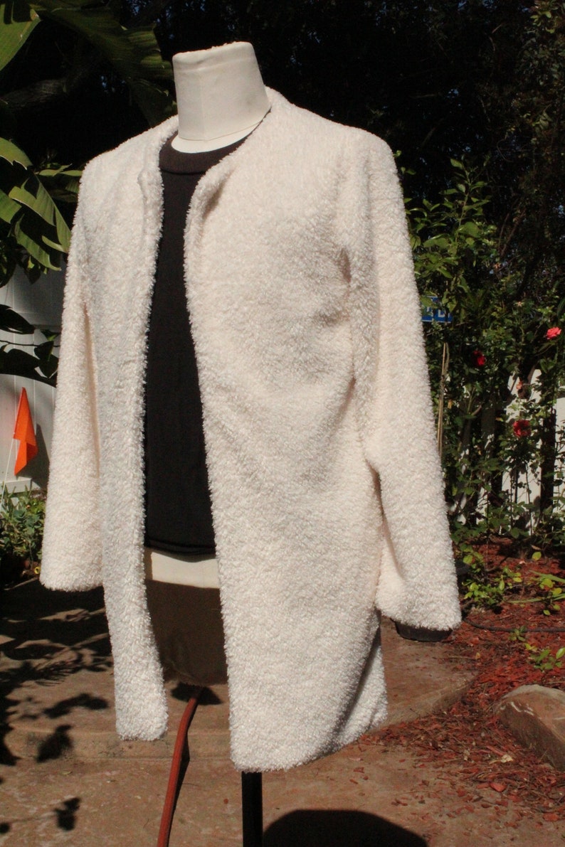 Vintage White Faux Fur Open Coat Vintage / 80s image 3