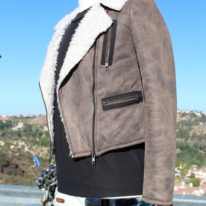 Vintage Brown Vegan Motorcycle Jacket with White Shearling Vintage / 80s image 3