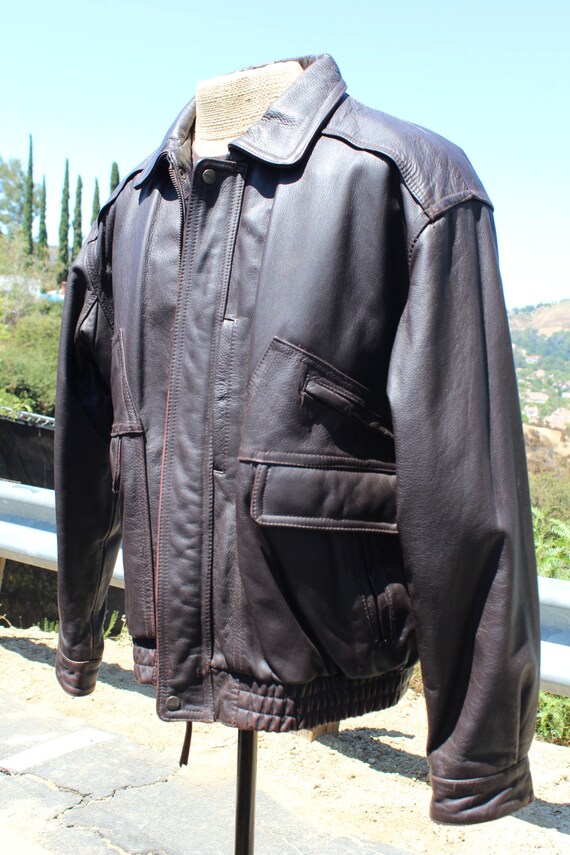 Vintage 90’s brown bomber leather jacket main image 1
