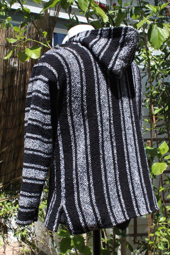 90s Black / Grey Striped Baja Hoodie (Vintage / 9… - image 4