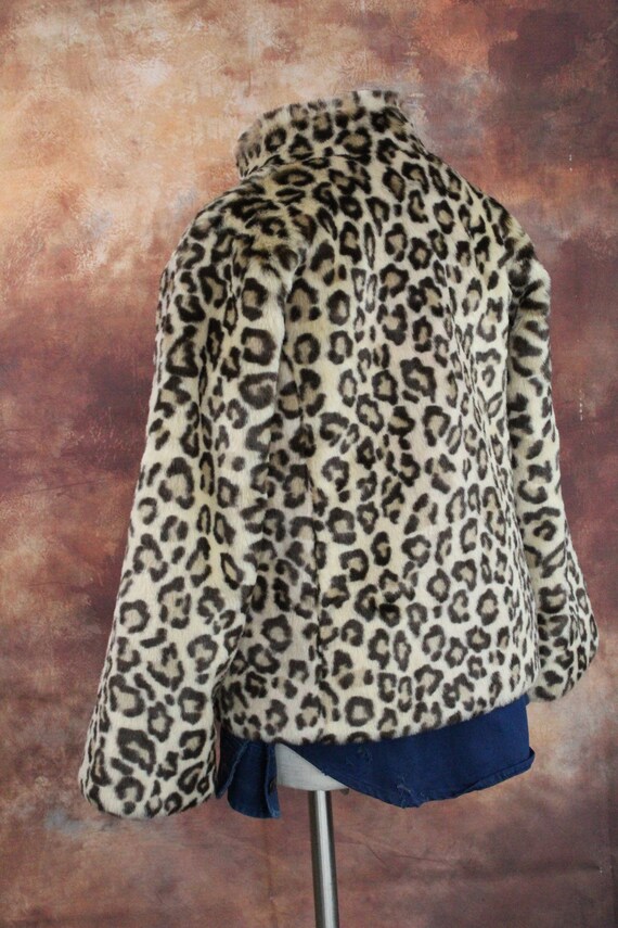 Kid's German Cheetah Faux Fur Vintage Coat 8-10 (… - image 4