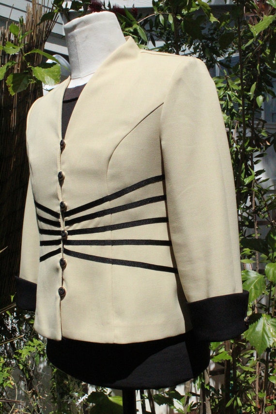 70s White / Black Lined Womens Dressy Coat (Vinta… - image 3