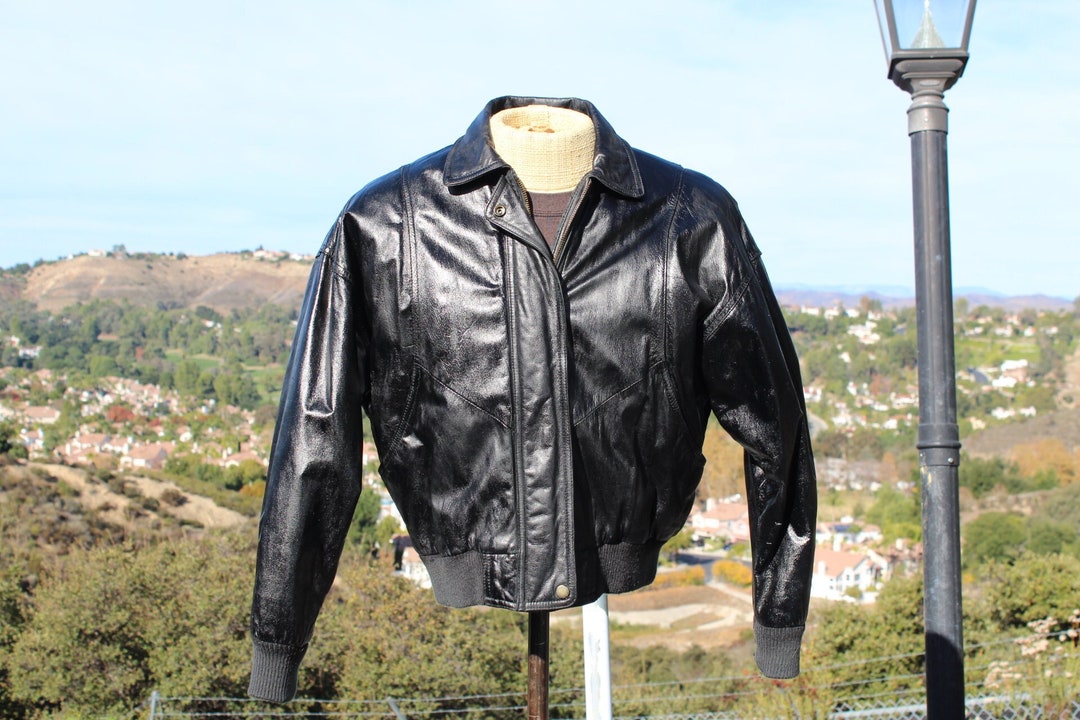 Vintage 80s Black Wilsons Leather Insulated Bomber Jacket (vintage