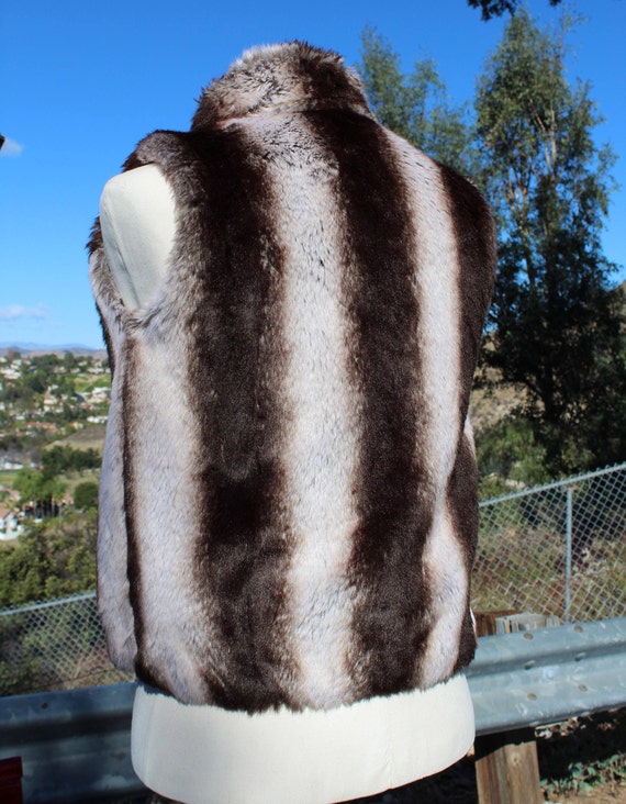 Brown White Striped Vegan Fur Vest w Hidden Hooks… - image 7