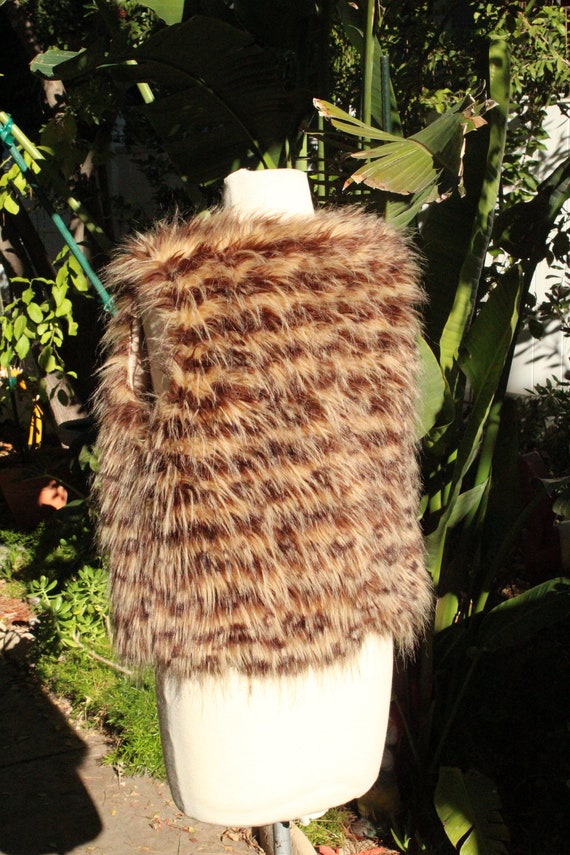 Plush Faux Fur Cheetah Print Open Vest (Vintage /… - image 5