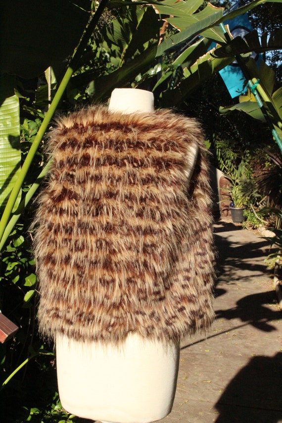 Plush Faux Fur Cheetah Print Open Vest (Vintage /… - image 6