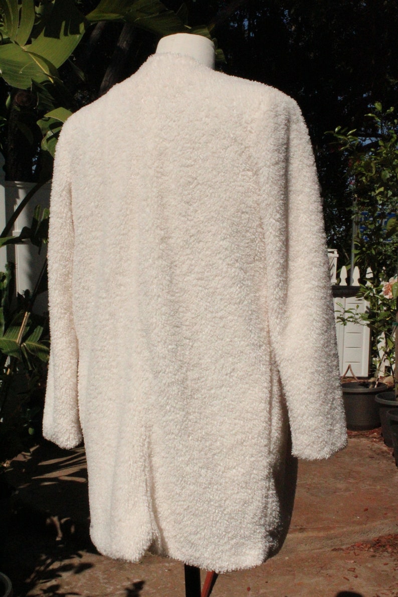 Vintage White Faux Fur Open Coat Vintage / 80s image 6