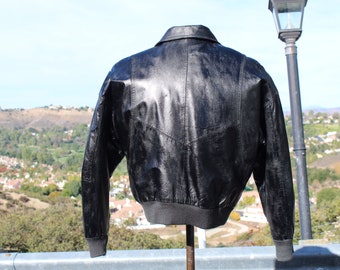 Vintage 80s Black Wilsons Leather Insulated Bomber Jacket (vintage