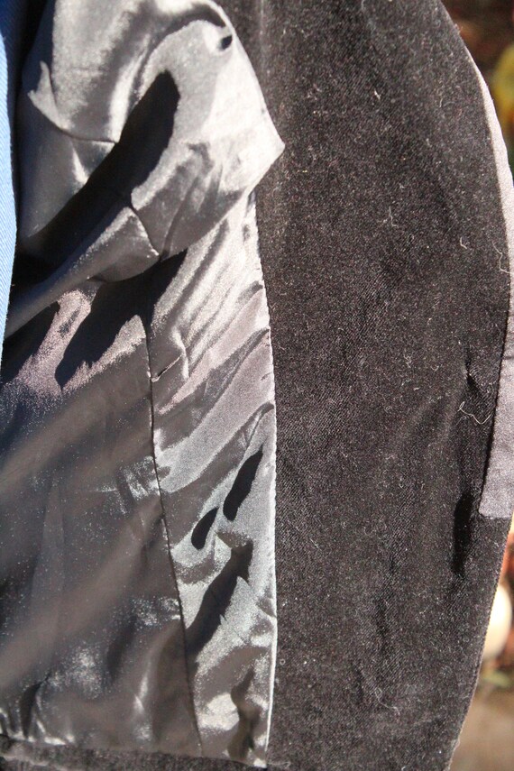 Black Velvet Dinner Blazer Jacket w Satin Border … - image 6