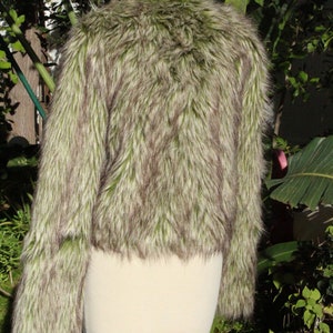 RARE Vintage Green Faux Fur Jacket w Beaded Closure Vintage / 80s image 6