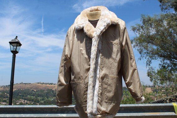 80s Reversible White Faux Fur / Tan Overcoat w Po… - image 4