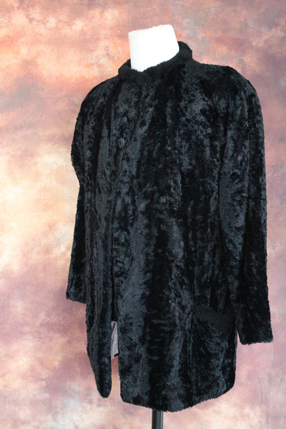 50s Black Faux Fur Silk Opera Coat w Hook (Vintag… - image 4