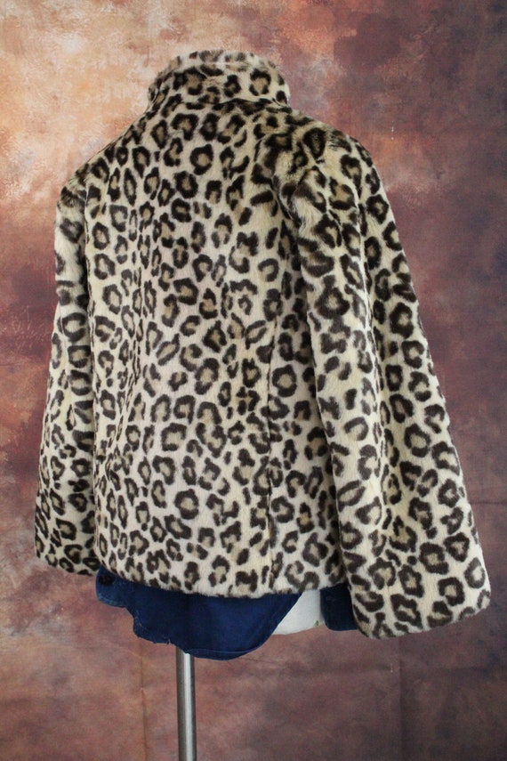 Kid's German Cheetah Faux Fur Vintage Coat 8-10 (… - image 6