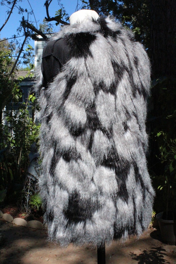 Black White Grey Faux Fur Vest w Pockets (Vintage… - image 4