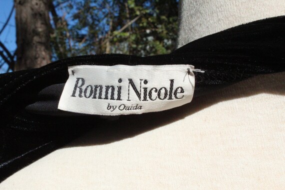 Ronni nicole velvet clearance dress