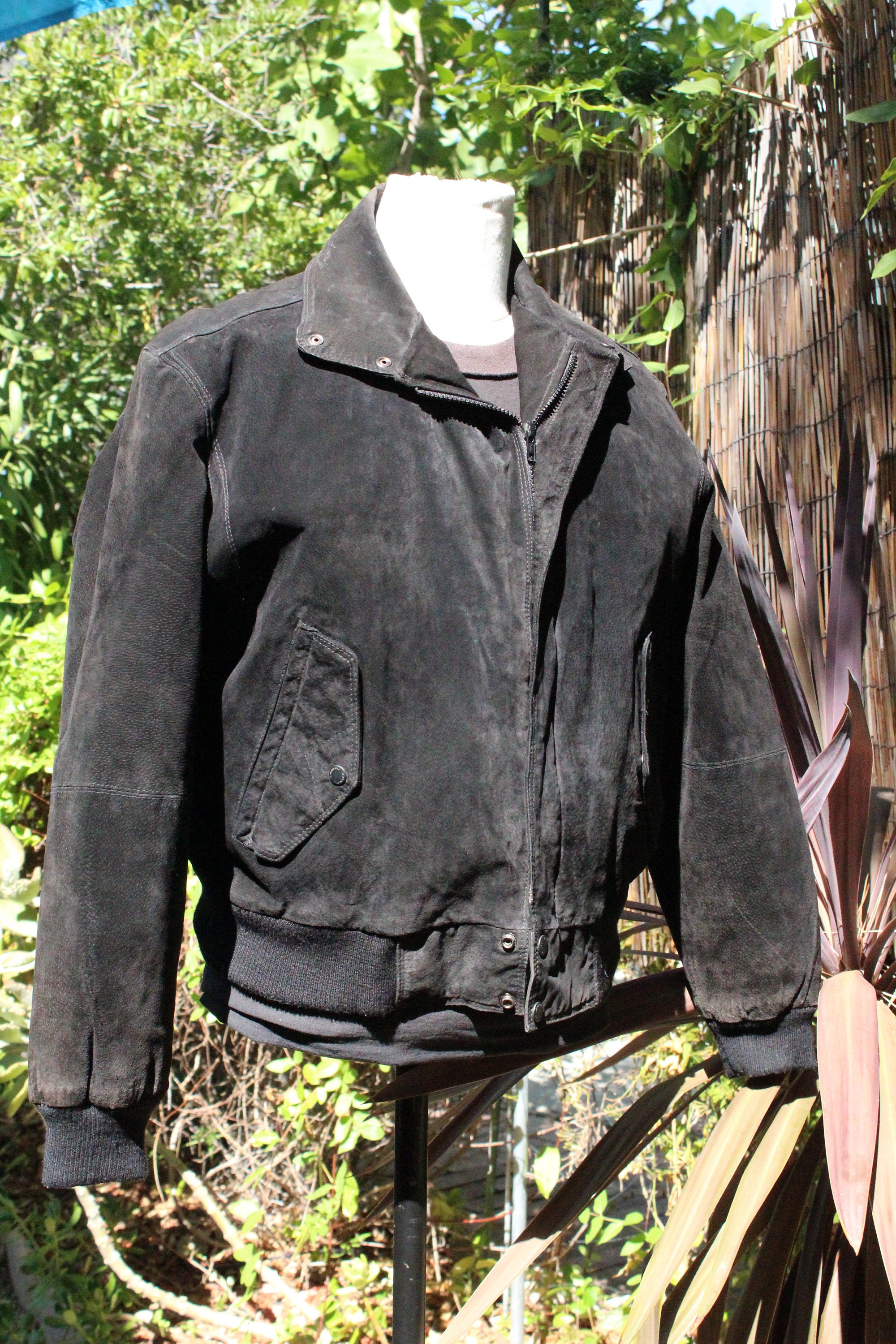 RARE Members Only Black Suede Bomber Jacket w White Faux Fur Liner 44 Vintage 80s Members Only