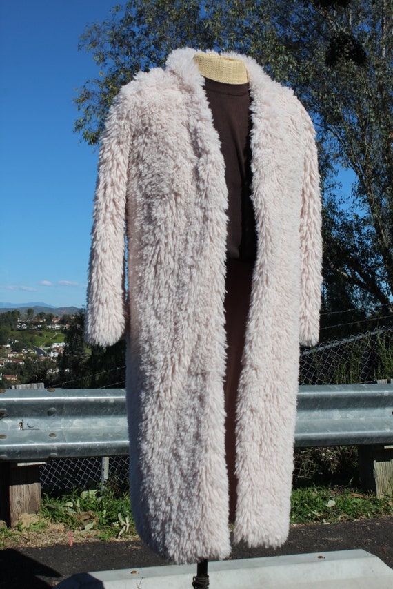 Vintage Long Off White Pink-ish Faux Fur Open Sma… - image 2