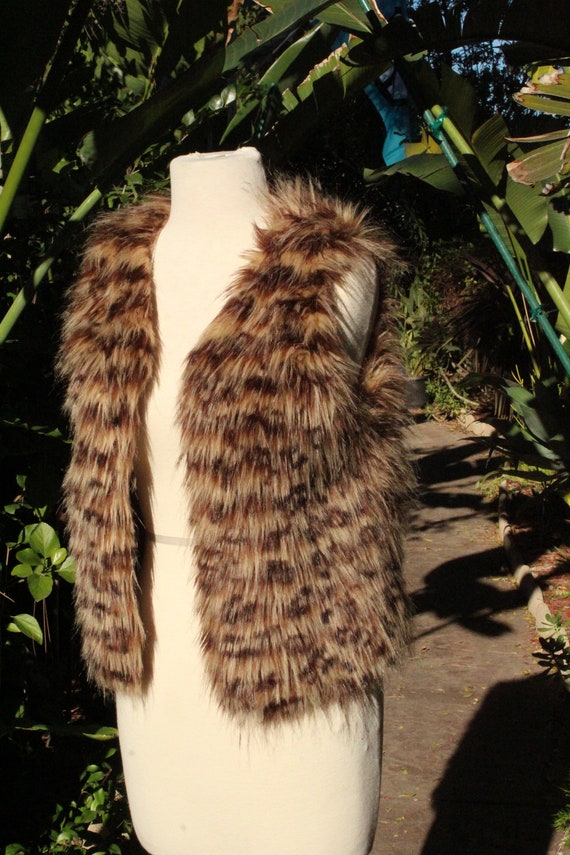 Plush Faux Fur Cheetah Print Open Vest (Vintage /… - image 3