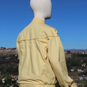 Vintage 60s Yellow College Windbreaker Vintage / 60s image 6