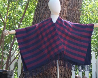 Red / Blue Plaid Poncho w/ Fringe (Vintage / 80s)