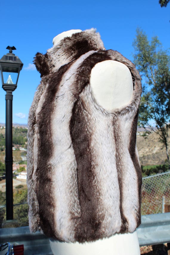 Brown White Striped Vegan Fur Vest w Hidden Hooks… - image 8