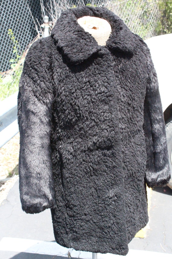 Black Faux Fur Coat w Shiny Arms (Vintage / 80s) - image 2