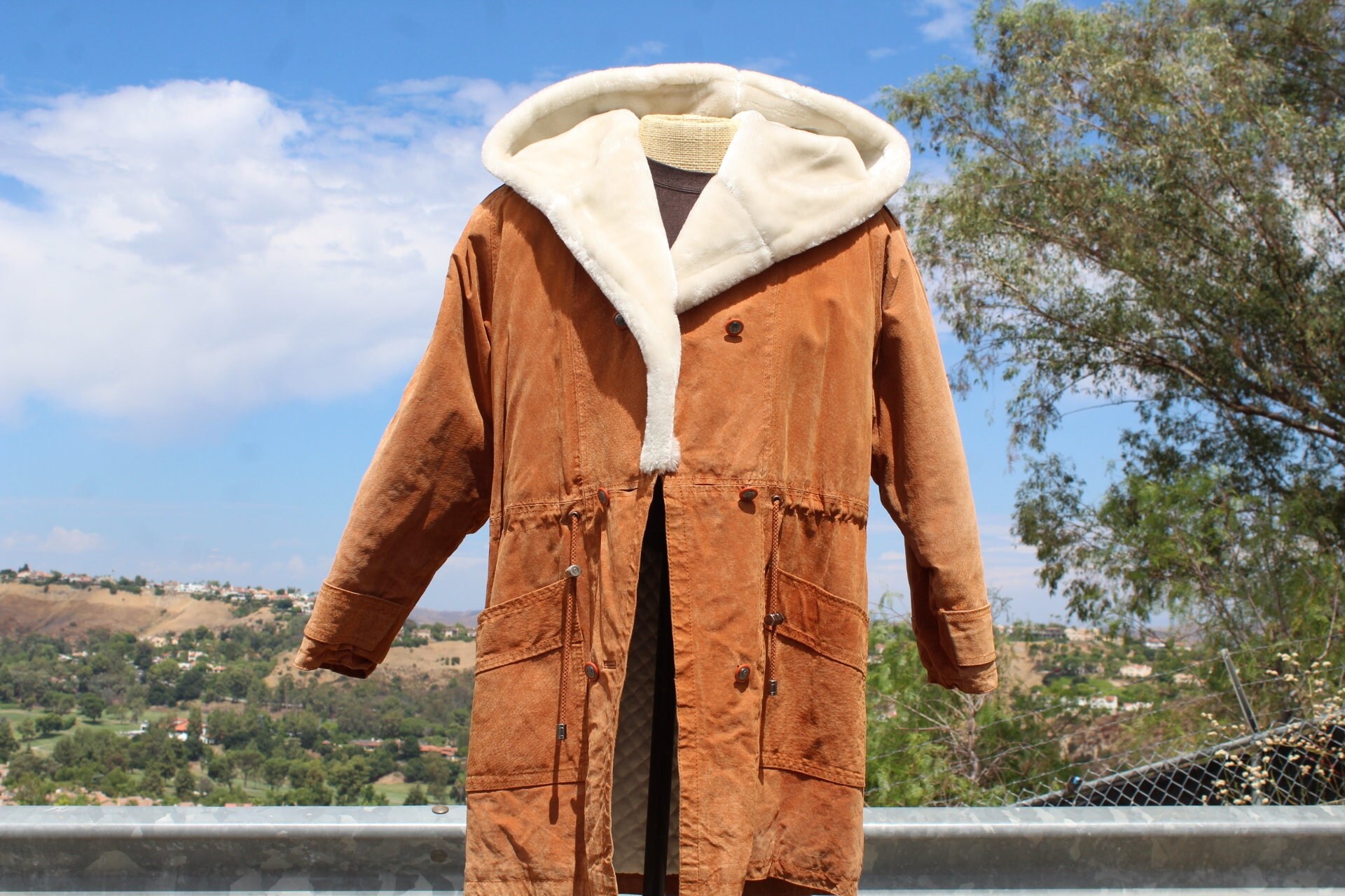 suède fur jacket / Mods coat vintage RARE Brown Suede Parka W White Faux Fur Lining (vintage / 80s