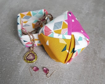 TE KOOP, Unieke geschenkdoos, sieradendoos, ringdoos, Trinket doos, Kleine doos, Speciaal cadeau, Cadeau ideeën, verjaardagscadeau, verjaardag, verloving