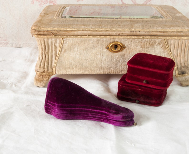 Antique Velvet Jewelry Boxes Antique Pin Box Antique Brooch Etsy