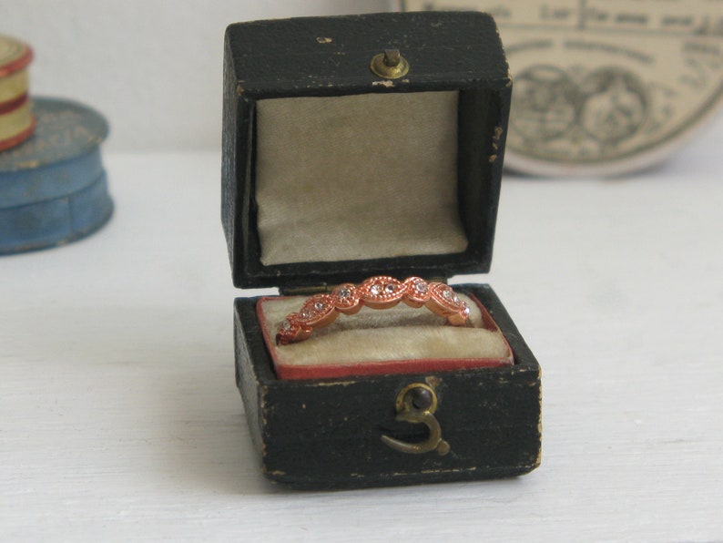 vintage velvet ring box