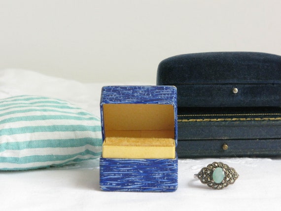 Antique cardboard ring box, Wedding or Engagement