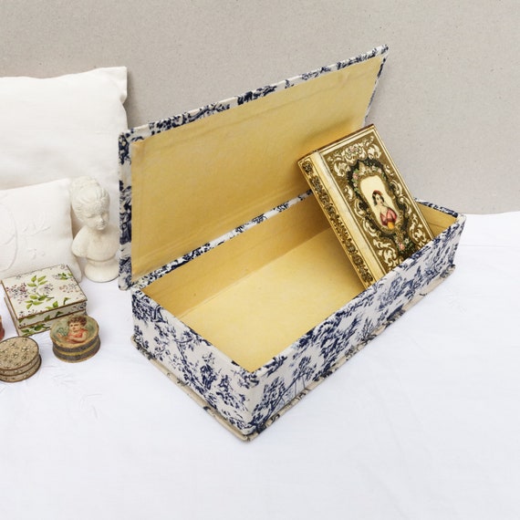 Vintage French box covered in blue toile de jouy … - image 10