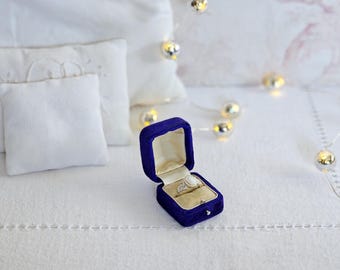 Antique Blue Silk Velvet Ring Box, Engagement Wedding