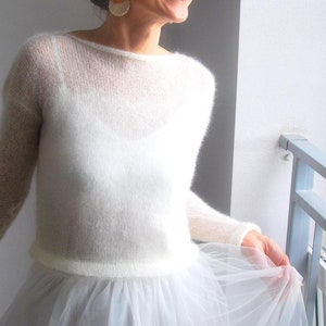 Pull blanc, pull, pull en mohair, pull blanc, pull de mariage, pull de mariée, pull en tricot, pull blanc, pull de mariée haussement d'épaules image 2