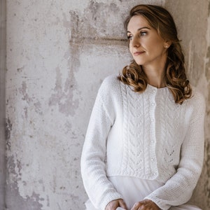 Weißer Baumwollpullover, weißer Viskose Pullover, weiße Leinenjacke, Braut Baumwolle Viskose Leinen Pullover, Hochzeit shrug, Braut Viskose Shrug Bild 1