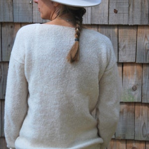 Weißer Alpaka Seidenpullover, Hochzeit weiße Seiden Alpaka Jacke, V Form Seidenpullover, weicher Alpaka Seide Shrug, weißer Alpaka Pullover Bild 6