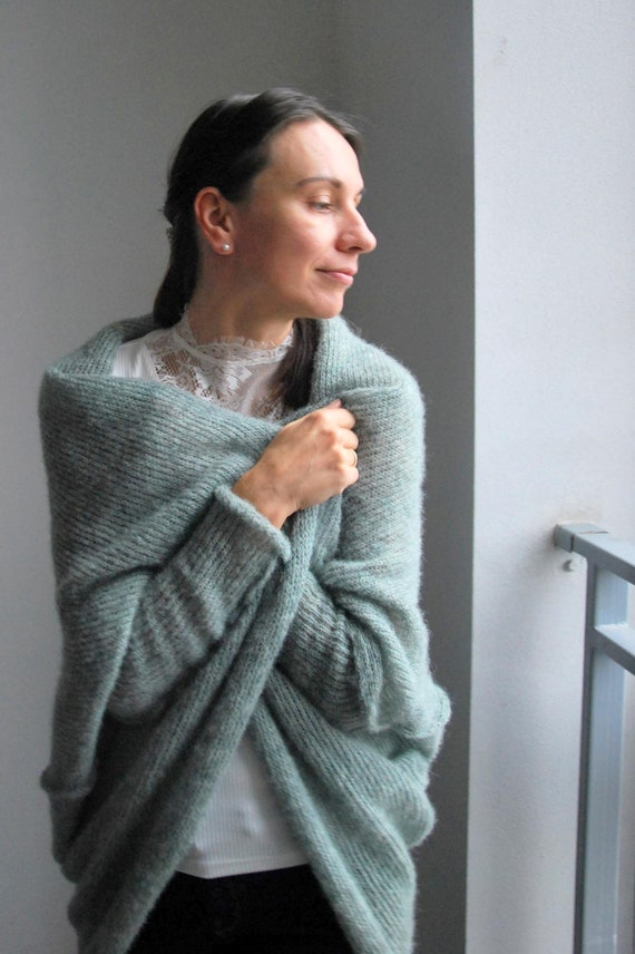 Cocoon wrap sweater 2025