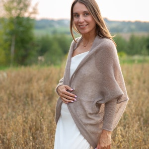 Mohair Strickjacke, Brautstrickjacke, Hochzeit Pullover, Mohair Pullover, Beige Strickjacke, Beige Pullover, Strickpullover, weiche Strickjacke, Mohair Cape Bild 1