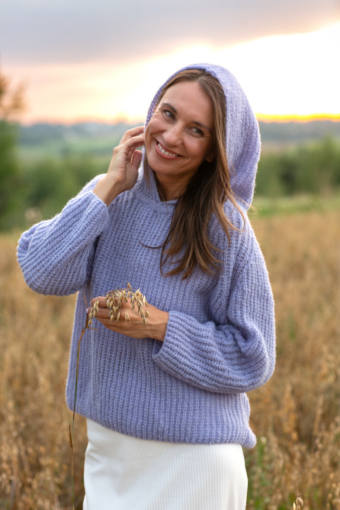 LOUDelephant Cardigan con cappuccio in lana lavorato a mano