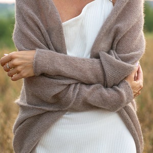 Mohair Strickjacke, Brautstrickjacke, Hochzeit Pullover, Mohair Pullover, Beige Strickjacke, Beige Pullover, Strickpullover, weiche Strickjacke, Mohair Cape Bild 4