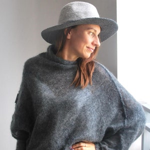 Pull en soie mohair gris cendré, pull en soie mohair, pull gris, pull de mariée doux, pull en tricot, poncho en mohair gris, poncho en mohair image 5