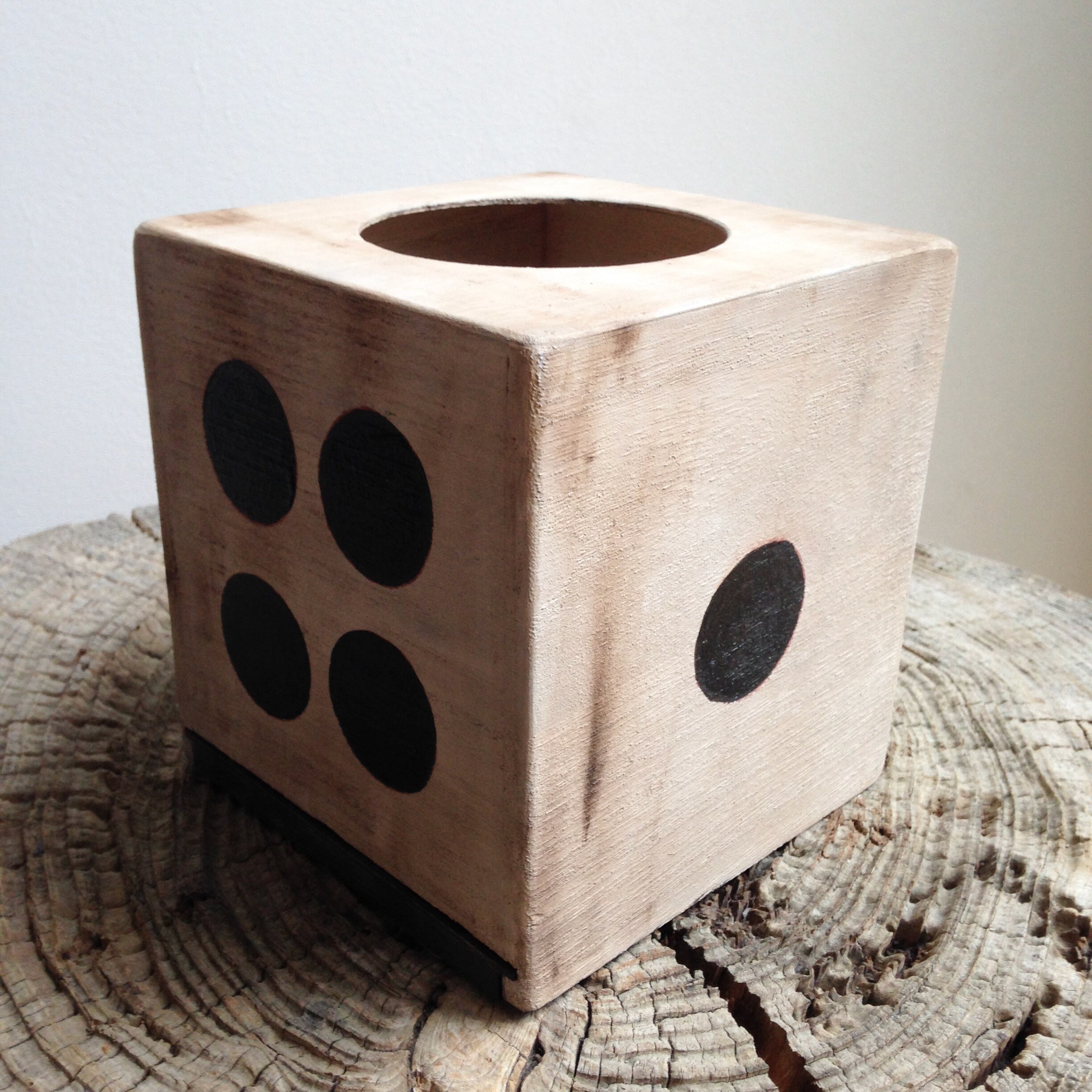 Boite à Mouchoirs en Bois Carrée Façon Dé Gros Pois Noirs