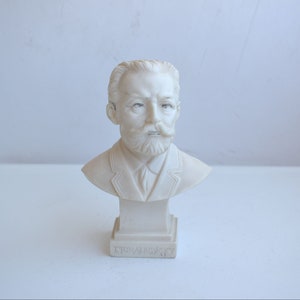 Vintage 6&quot; Tchaikovsky Composer Head Bust Resin Statue Figurine Statue Sculpture Statuette Musician Pianist Gift Paperweight Tabletop